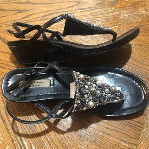Vera Wang sandals